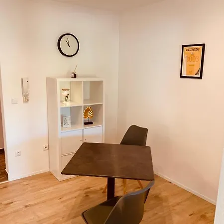 Felix Living 5, Modern & Cozy 2 Wohnung, Terrasse, Parkplatz * Salzweg