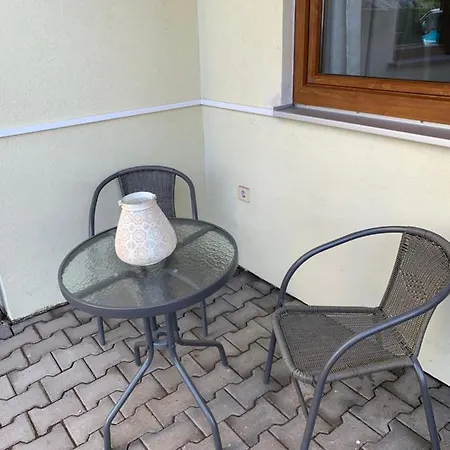 Διαμέρισμα Felix Living 5, 2-zimmer, Parkplatz, Ruhig & Praktisch Salzweg