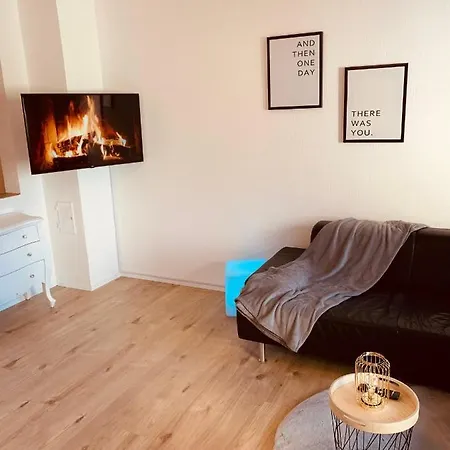 Felix Living 5, Modern & Cozy 2 Wohnung, Terrasse, Parkplatz *