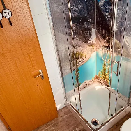 Felix Living 5, 2-zimmer, Parkplatz, Ruhig & Praktisch Appartement *