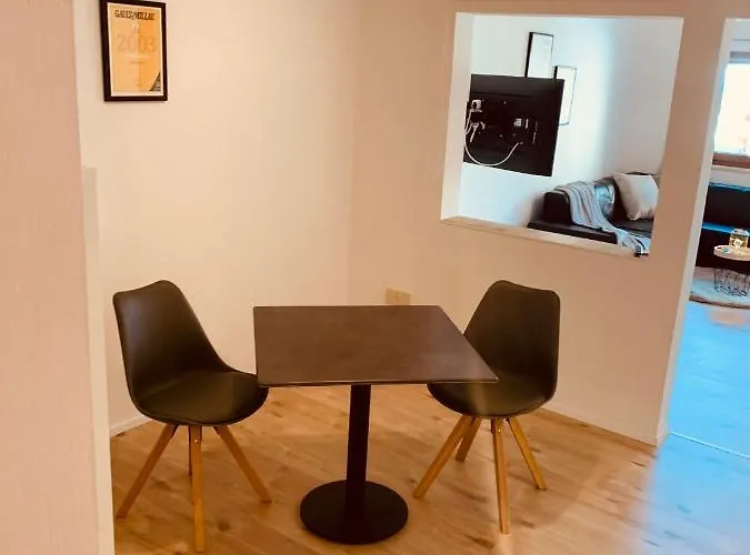 Felix Living 5, 2-zimmer, Parkplatz, Ruhig & Praktisch * Salzweg